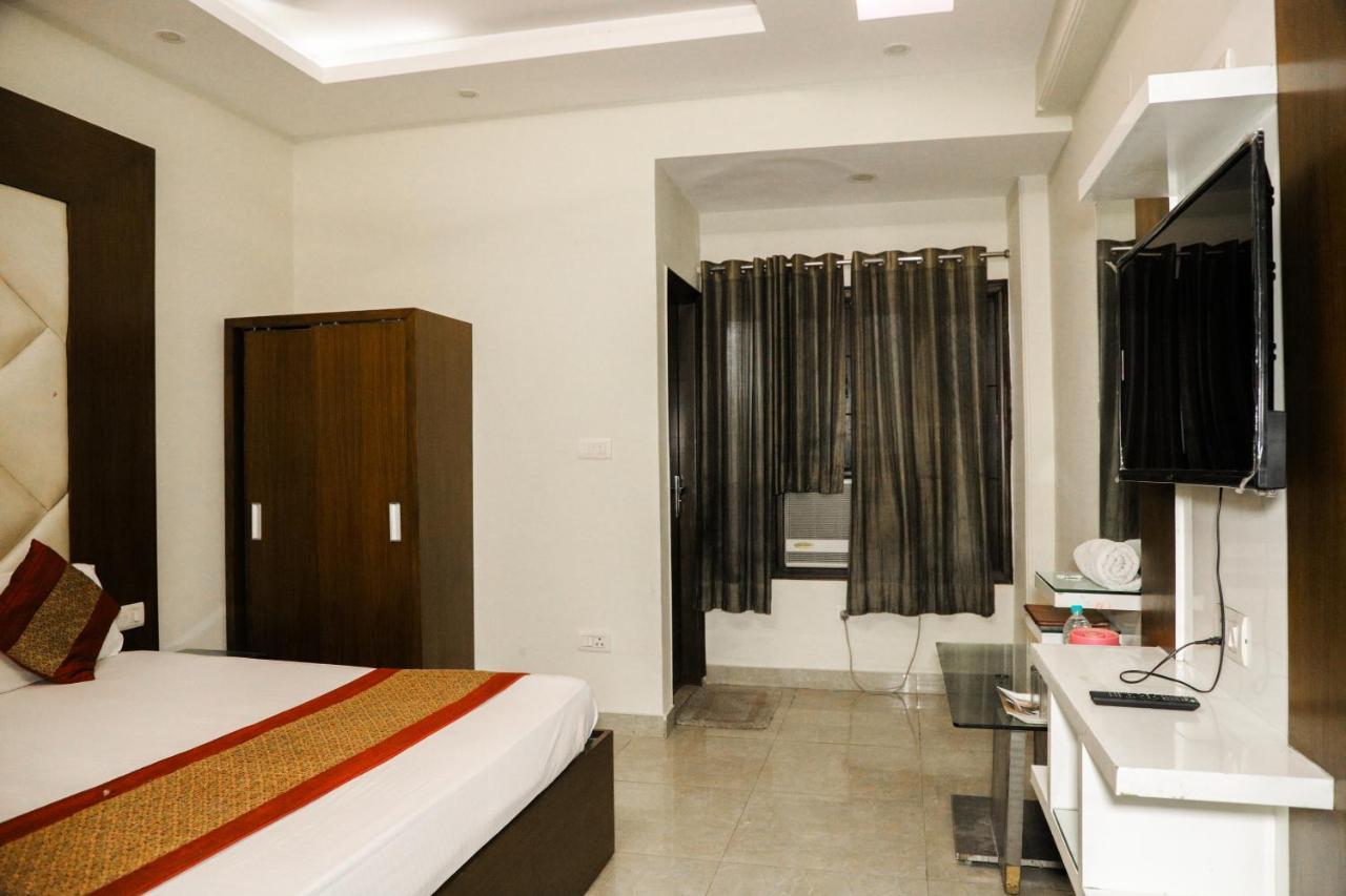 Hotel Centra Inn Új-Delhi Kültér fotó