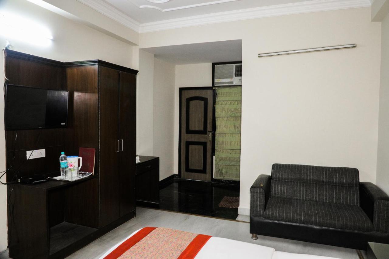 Hotel Centra Inn Új-Delhi Kültér fotó